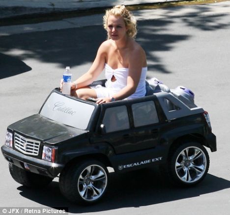 Britney Slumber Party review little car